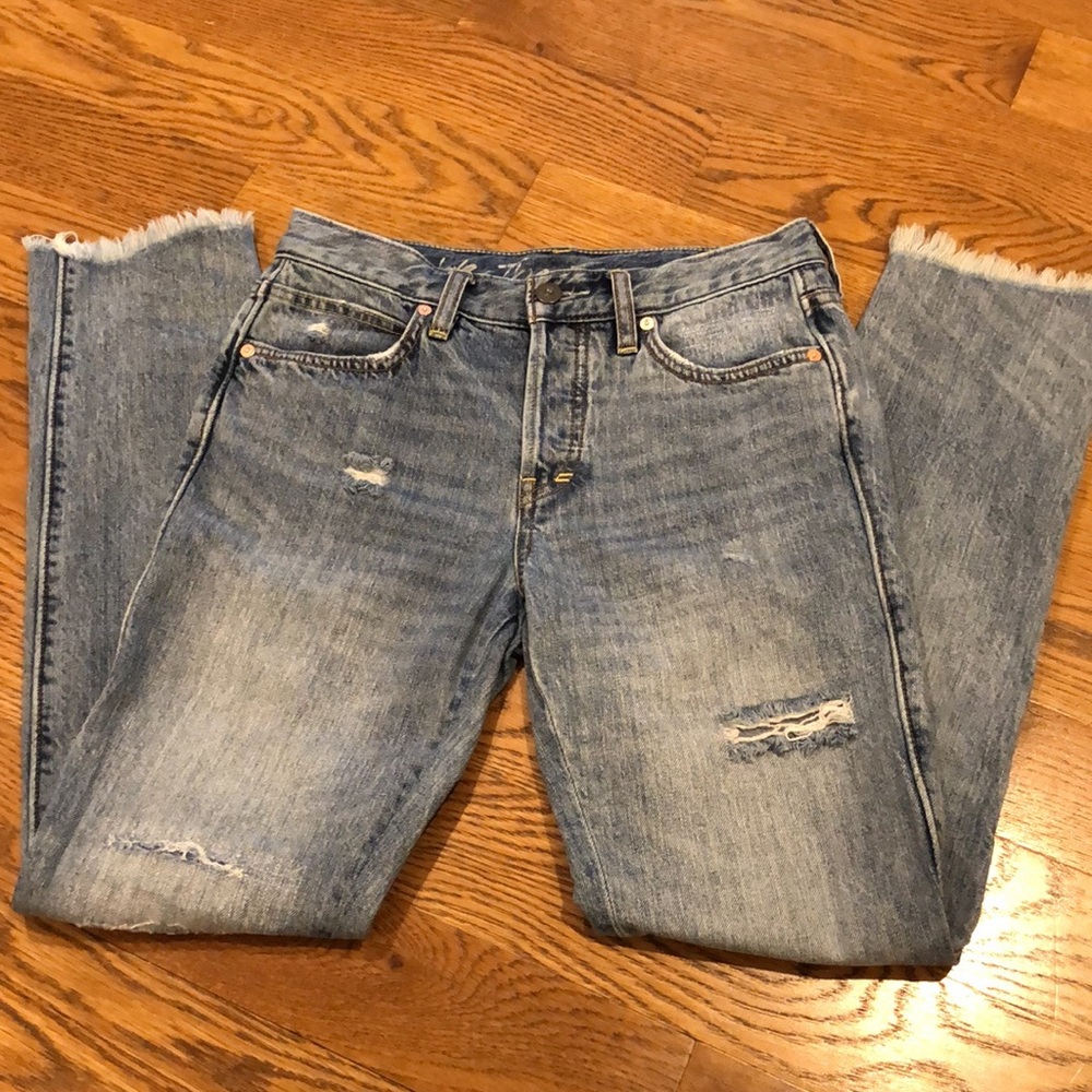 We The Free High Rise Button Fly Jeans   Size 25.